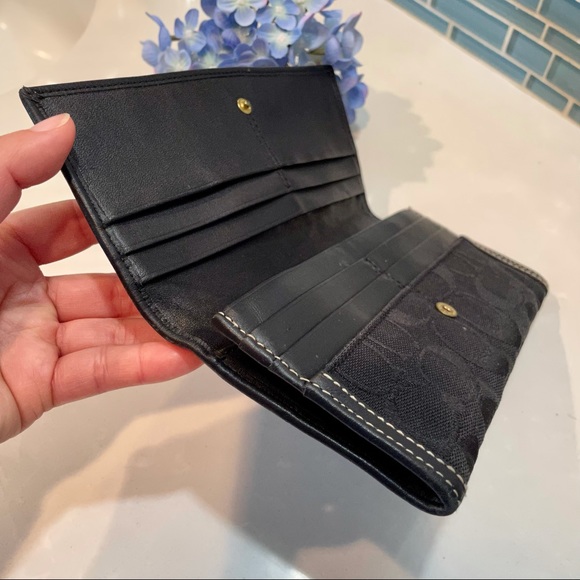 Coach Signature Monogram C Wallet - Picture 6 of 10